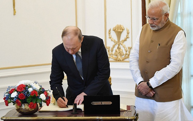 India signs $5 billion deal for Russian air defense systems