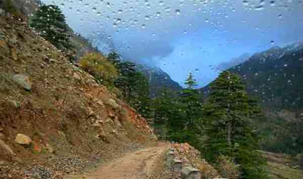Heavy rainfall likely in four divisions, landslide in Ctg: Met office
