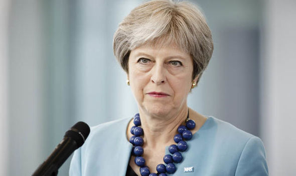 Brexit: Theresa May seeks cabinet unity ahead of EU summit